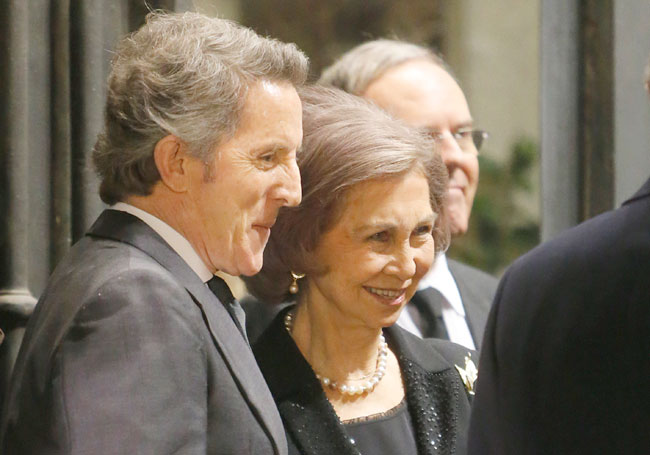 Imagen de La llamativa amistad de la reina Sofía y Alfonso Díez