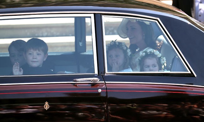 Imagen de El desparpajo de los pajes reales en la boda de Meghan Markle y el príncipe Harry