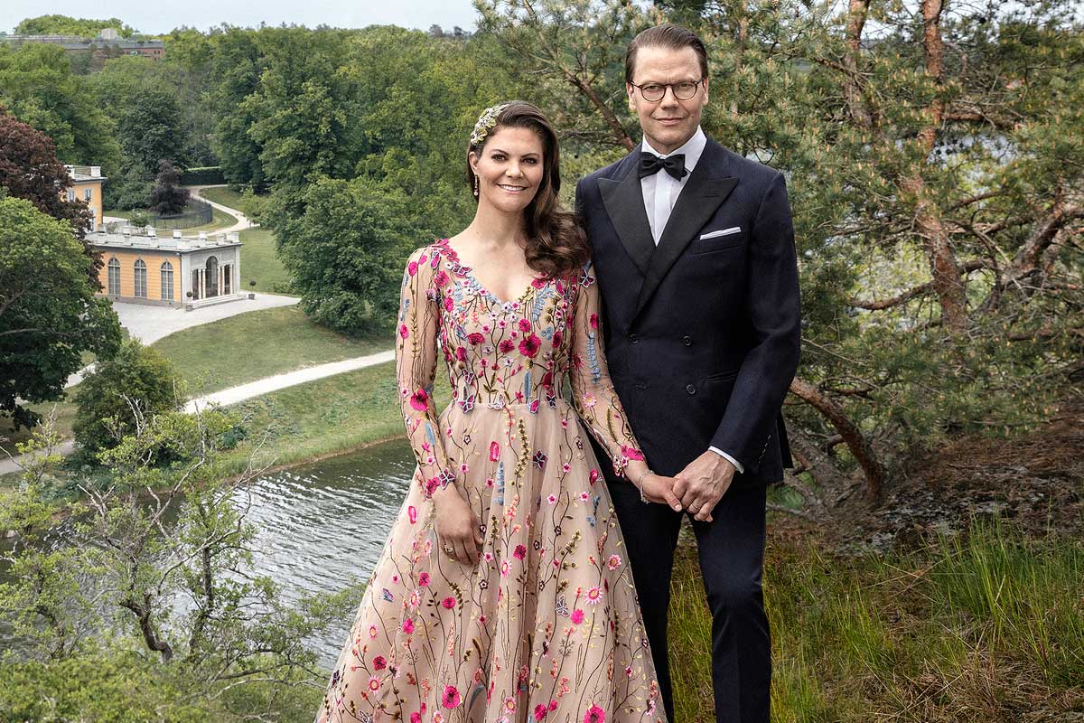 Victoria de Suecia se suelta la melena en su romántico 10º aniversario