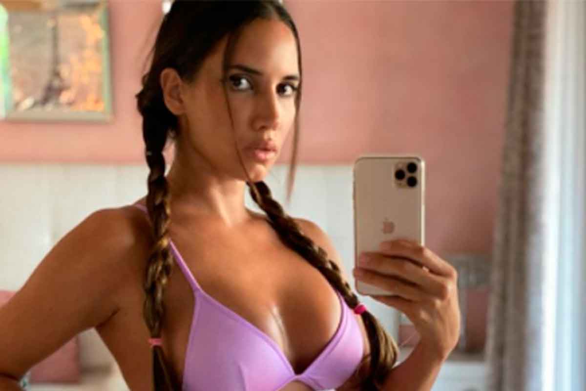 El explosivo posado de India Martínez en bikini