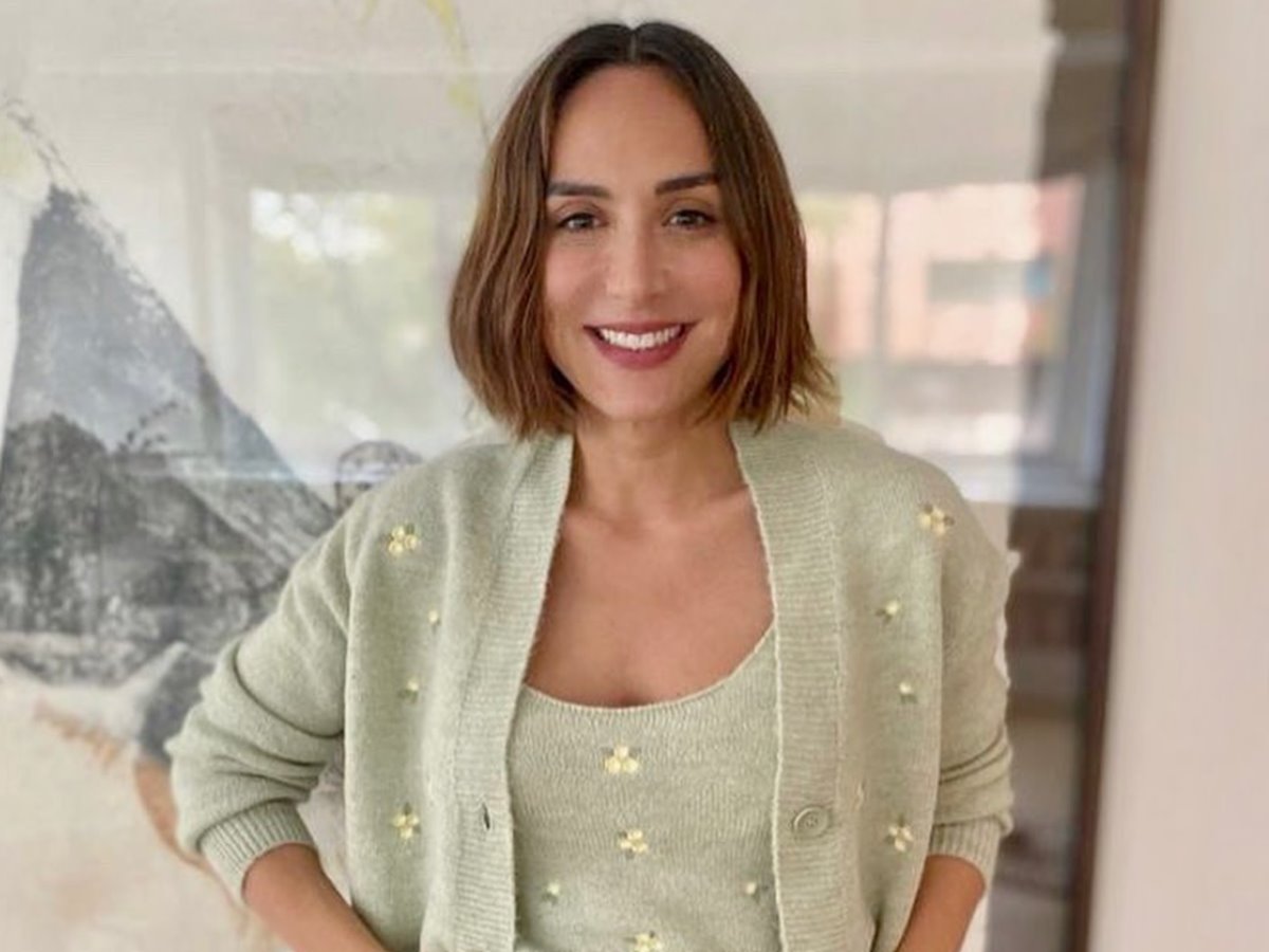 Tamara Falcó lleva la combinación top + cárdigan de Mango que arrasa en Instagram